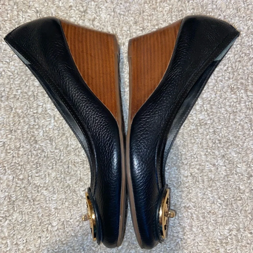 Tory Burch Sally Black Leather Wedges, Size 9M